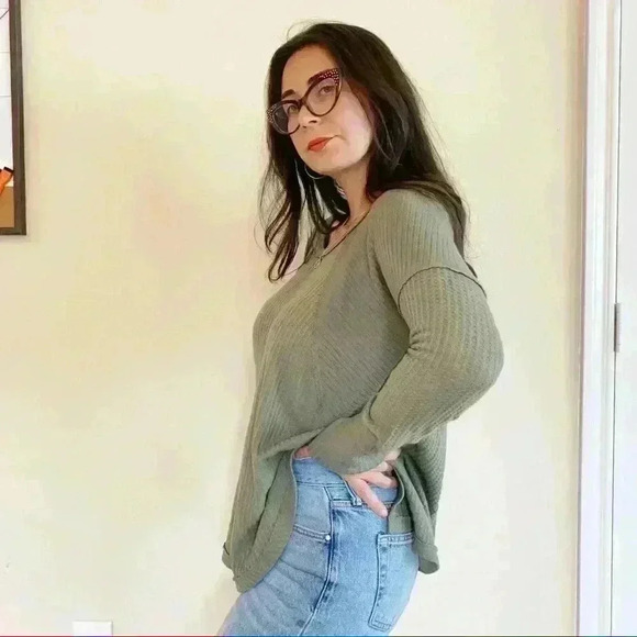 Olive long sleeve waffle knit top - Picture 4 of 4